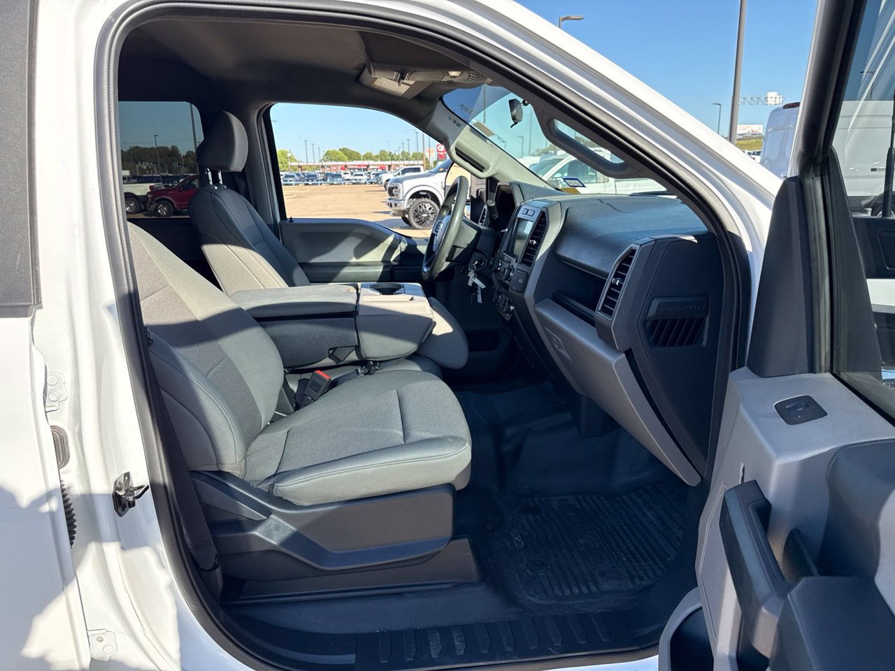 Used 2022 Ford F250 XL w/ Power Equipment Group AWD/4WD image 13