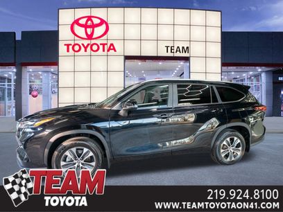 Used 2025 Toyota Highlander XLE