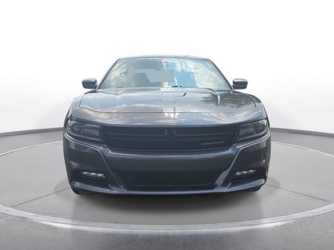 Used 2015 Dodge Charger SXT AWD/4WD image 2