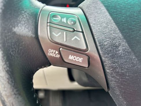 Used 2012 Toyota Venza XLE AWD/4WD image 16