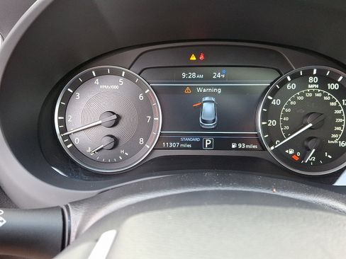 Certified 2023 INFINITI QX50 Luxe image 20