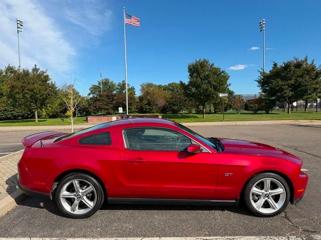 Used 2010 Ford Mustang GT Premium RWD image 16