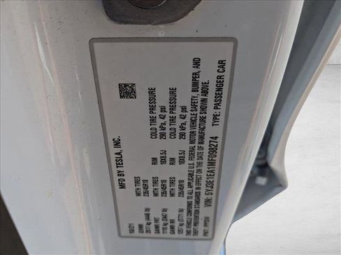 Used 2021 Tesla Model 3 Standard Range Plus image 24