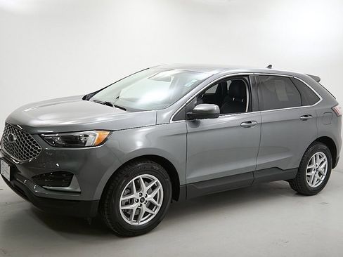 Used 2024 Ford Edge SEL image 6