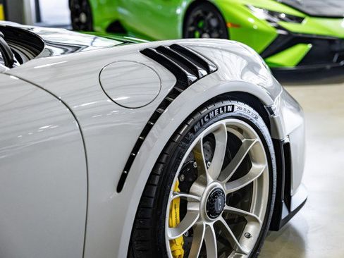 Used 2019 Porsche 911 GT2 RS w/ Weissach Package image 57