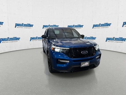 Certified 2021 Ford Explorer ST w/ Equipment Group 401A AWD/4WD image 3