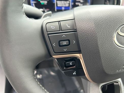 New 2026 Toyota Crown Signia image 17