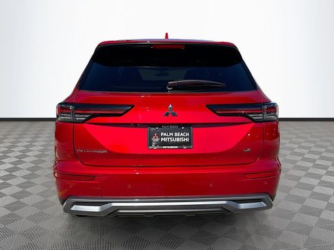 New 2026 Mitsubishi Outlander SE FWD image 6