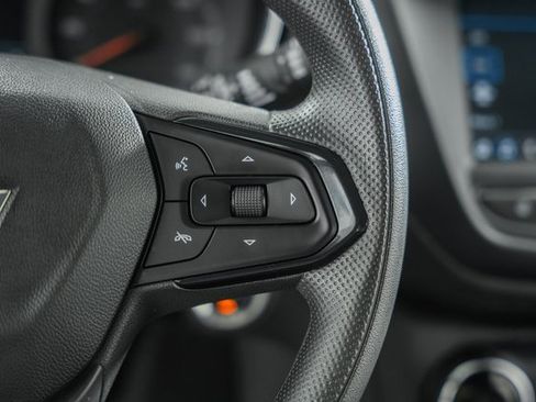 Used 2023 Chevrolet TrailBlazer LT image 30