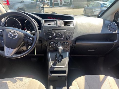 Used 2012 MAZDA MAZDA5 Touring image 11