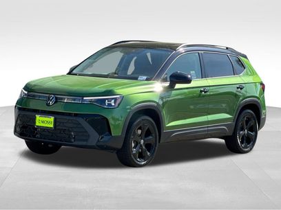 New 2025 Volkswagen Taos SE