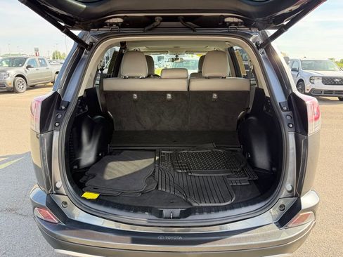 Used 2016 Toyota RAV4 XLE image 35