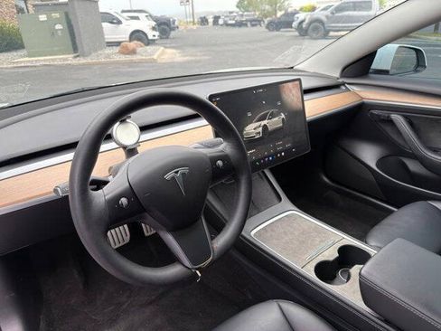 Used 2022 Tesla Model 3 Performance AWD/4WD image 9