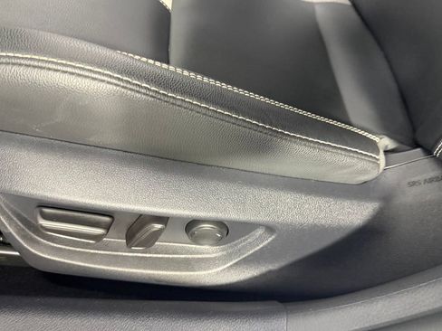 Used 2025 Toyota Camry SE FWD image 23