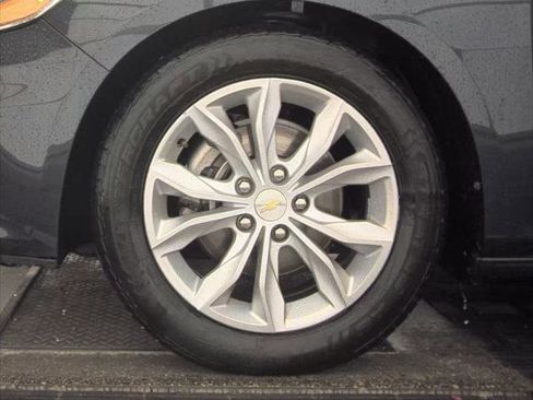 Used 2023 Chevrolet Malibu LT image 27