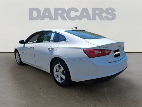 Used 2023 Chevrolet Malibu LS FWD image 4