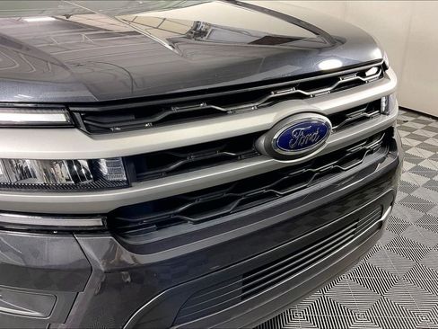 Used 2024 Ford Expedition Max XLT RWD image 39