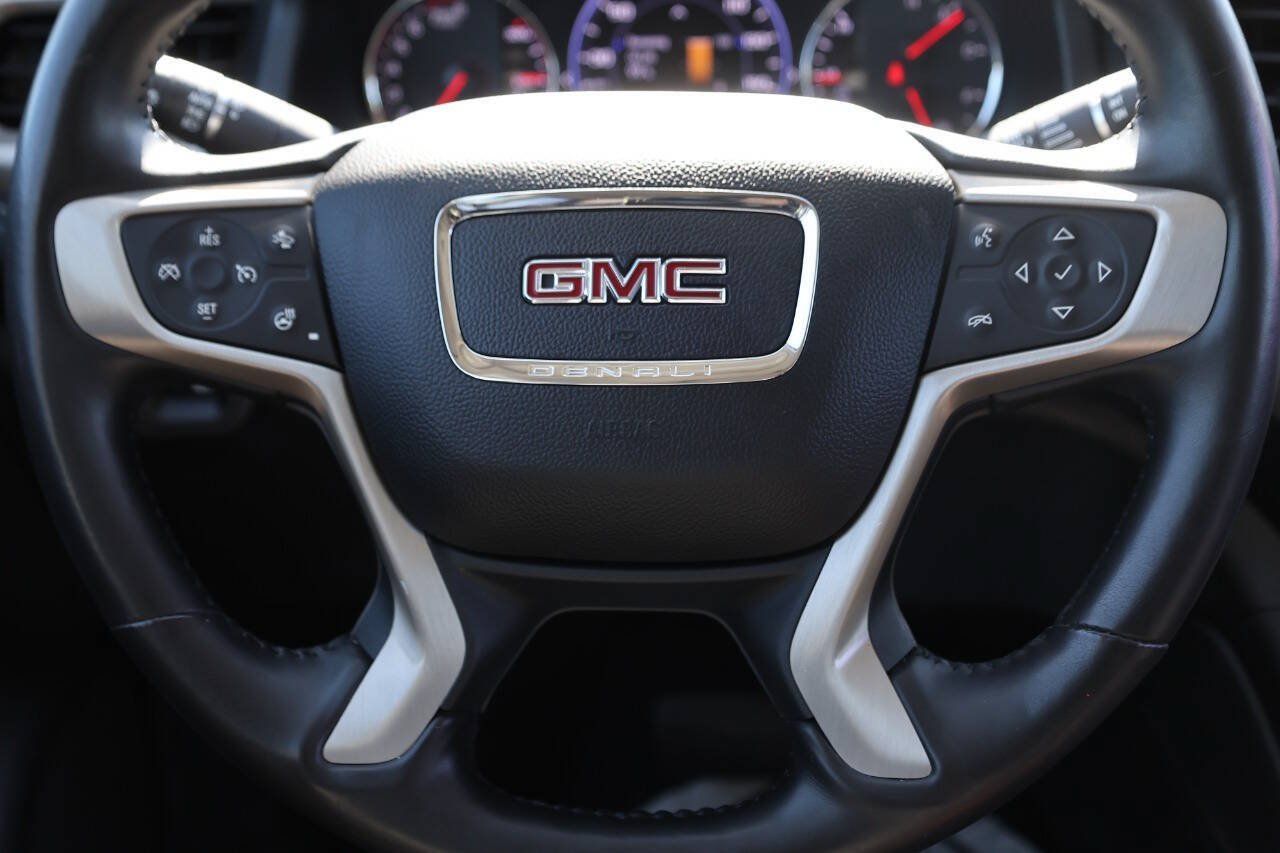 Used 2020 GMC Acadia Denali w/ Trailering Package AWD/4WD image 18