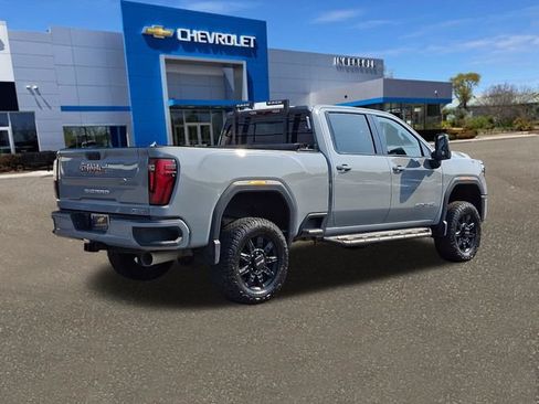 Used 2024 GMC Sierra 2500 AT4 w/ AT4 Preferred Package AWD/4WD image 26