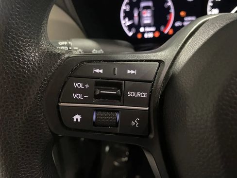 Used 2024 Honda HR-V LX image 19