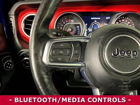Used 2019 Jeep Wrangler Unlimited Rubicon w/ Cold Weather Group AWD/4WD image 11