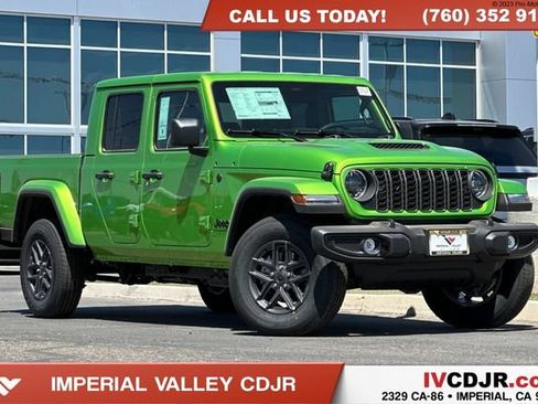 New 2026 Jeep Gladiator Sport AWD/4WD image 1