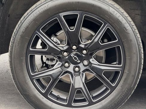 Used 2024 Chevrolet Suburban RST w/ Sport Performance Package image 13