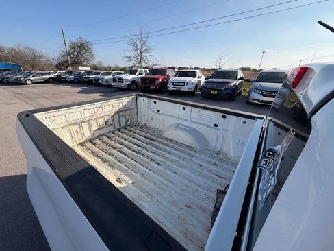 Used 2015 Chevrolet Colorado W/T image 15