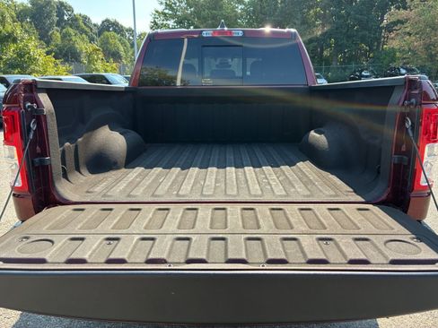 Used 2022 RAM 1500 Big Horn AWD/4WD image 19