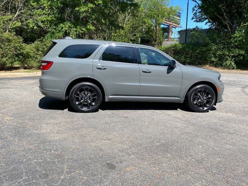 Used 2021 Dodge Durango GT w/ Blacktop Package AWD/4WD image 4