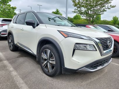 Used 2023 Nissan Rogue SL w/ SL Premium Package