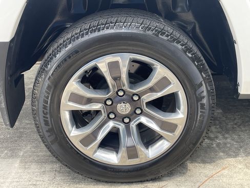 Used 2019 RAM 1500 Limited AWD/4WD image 37