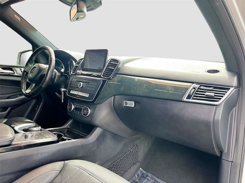 Used 2019 Mercedes-Benz GLE 400 4MATIC w/ Premium 1 Package image 29