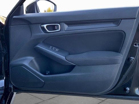 Used 2023 Honda Civic Sport image 23