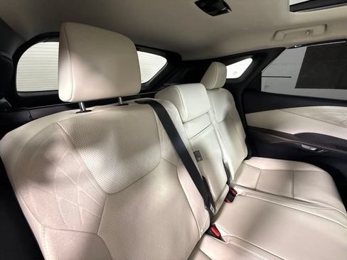 Used 2024 Lexus RX 350 FWD w/ Convenience Package image 33