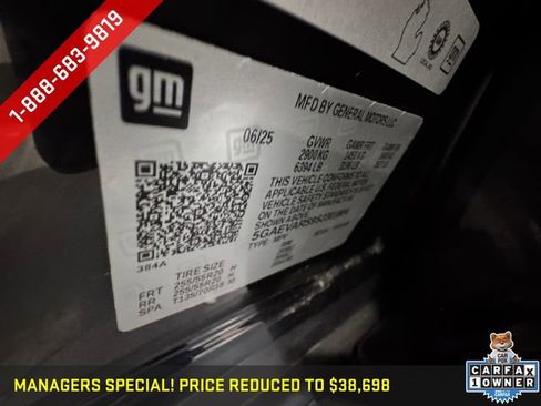 Certified 2025 Buick Enclave Preferred AWD/4WD image 29