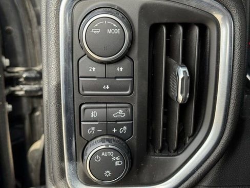 Used 2020 Chevrolet Silverado 2500 LT w/ Convenience Package image 24