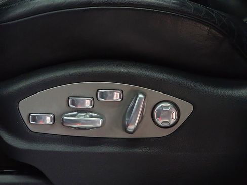 Used 2015 Porsche Macan Turbo image 33