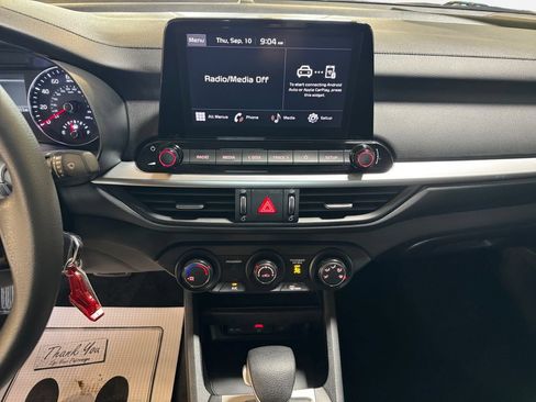 Certified 2024 Kia Forte LXS FWD image 22