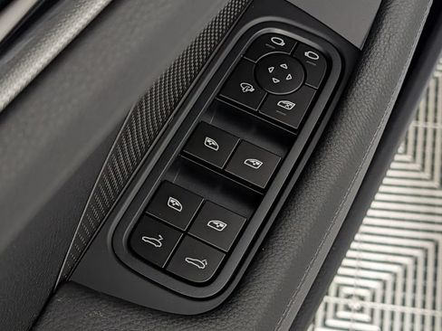 New 2026 Porsche Panamera 4 AWD/4WD image 27