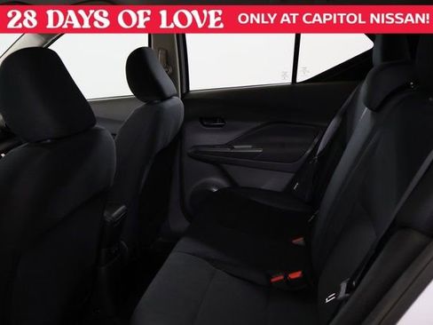 New 2025 Nissan Kicks Play S image 23