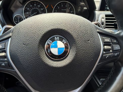 Used 2017 BMW 340i xDrive Sedan AWD/4WD image 26