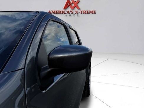 Used 2023 Nissan Frontier SV w/ Technology Package AWD/4WD image 11