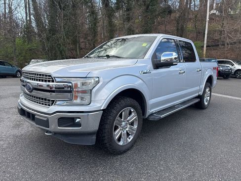 Used 2019 Ford F150 Lariat w/ Equipment Group 502A Luxury AWD/4WD image 3