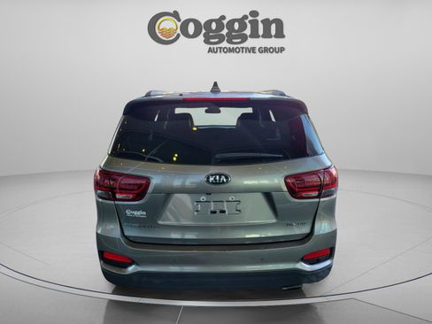 Used 2019 Kia Sorento EX image 3