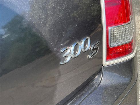 Used 2014 Chrysler 300 S AWD/4WD image 25