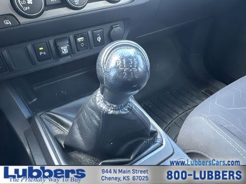 Used 2019 Toyota Tacoma 4x4 Double Cab image 19