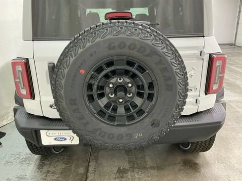 New 2026 Ford Bronco Badlands AWD/4WD image 5