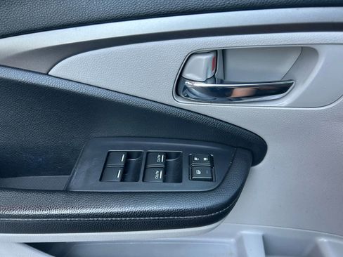 Used 2020 Honda Pilot LX image 15