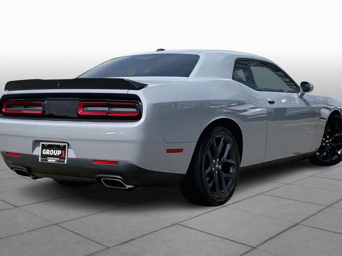 Used 2022 Dodge Challenger R/T w/ Blacktop Package image 12